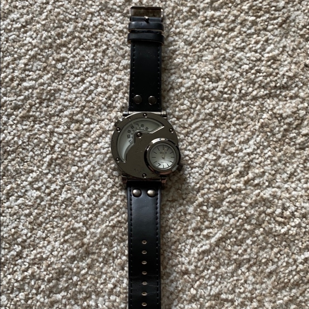 Oulm Watch - Picture 2 of 3